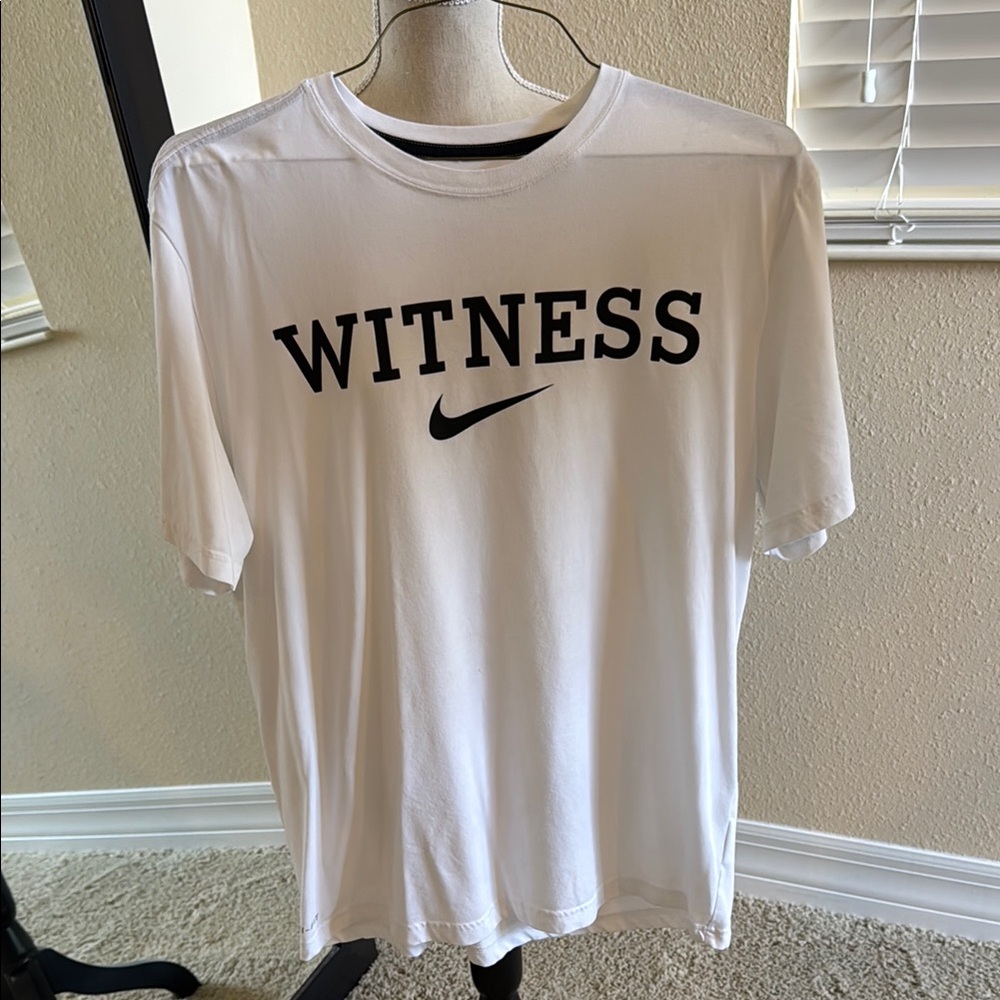 Nike White and Black Short Sleeve Tee